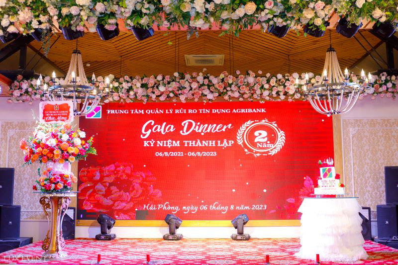 30 mẫu backdrop Gala Dinner đẹp ấn tượng độc lạ nhất 2025