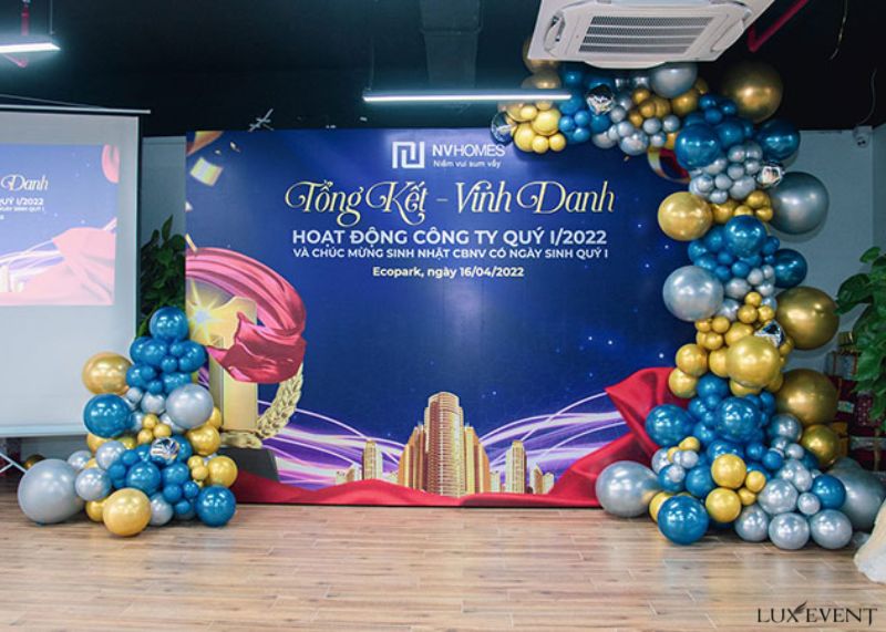 Top 15 mẫu backdrop sinh nhật công ty độc đáo đẹp nhất 2025